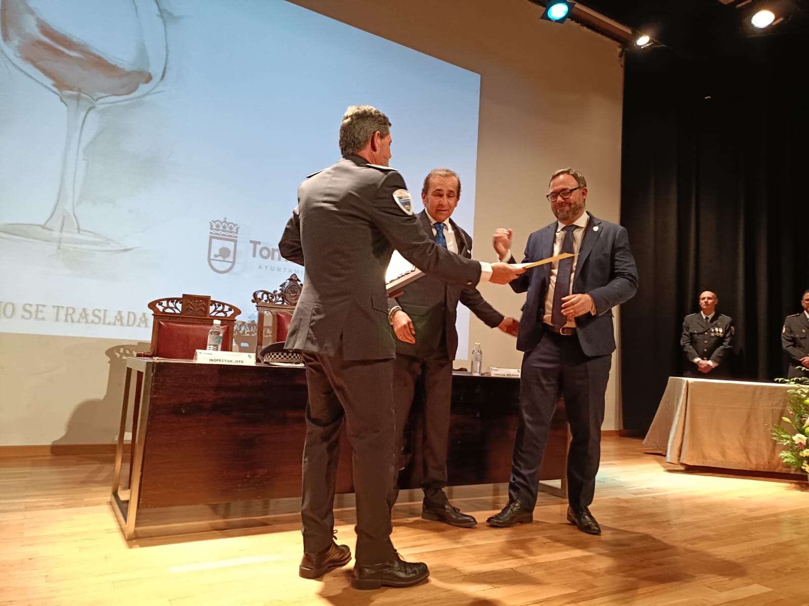 ob.imagen.Descripcion