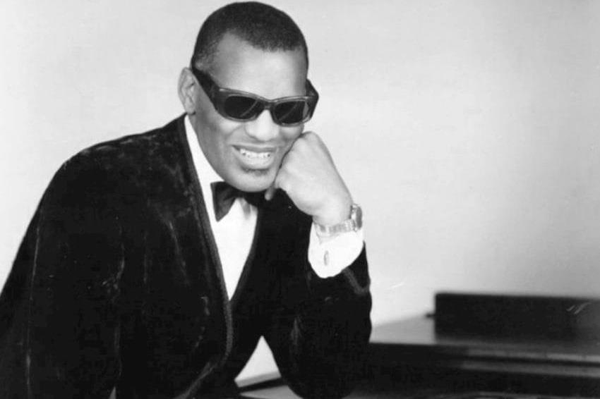 Ray Charles murió el 10 de junio de 2004